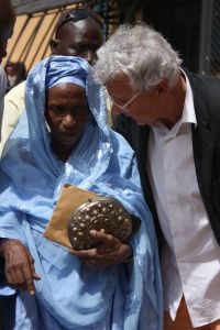 Une des épouses de Malick Sidibé et André Magnin © Léonore Branche
